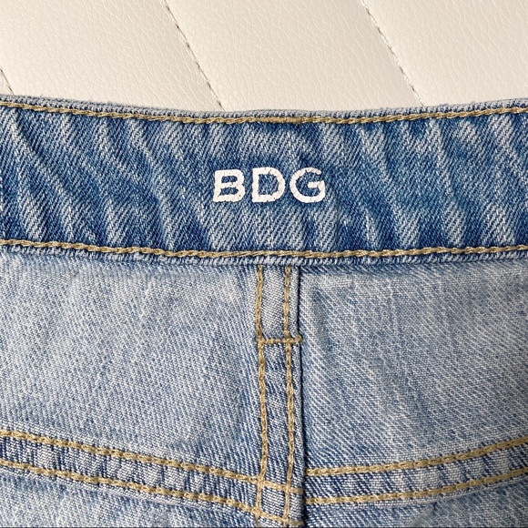 BDG Super High Rise Cheeky Shorts 29w - Picture 7 of 8